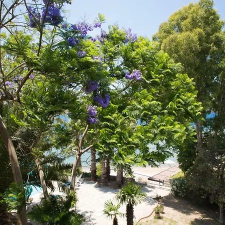 Tilkicik Yali Daireleri Club Flipper Yalikavak Tatil Evi